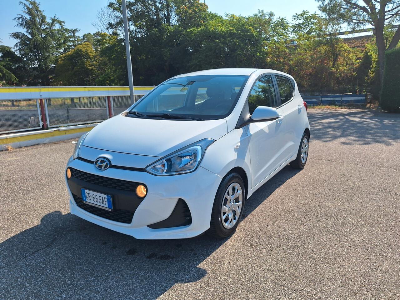 Hyundai i10 1.0 BENZINA NEOPATENTATI