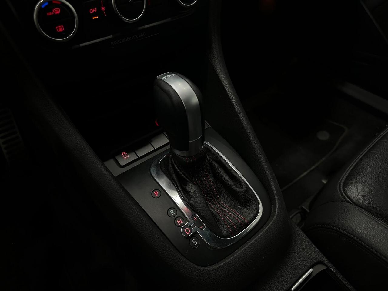 Volkswagen Golf GTI Cabrio 2.0 TFSI