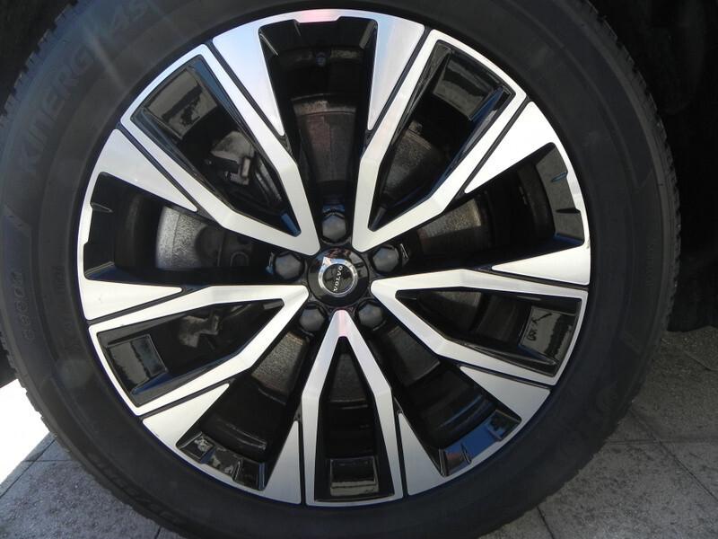 Volvo XC 60 XC60 B4 (d) automatico Plus Dark