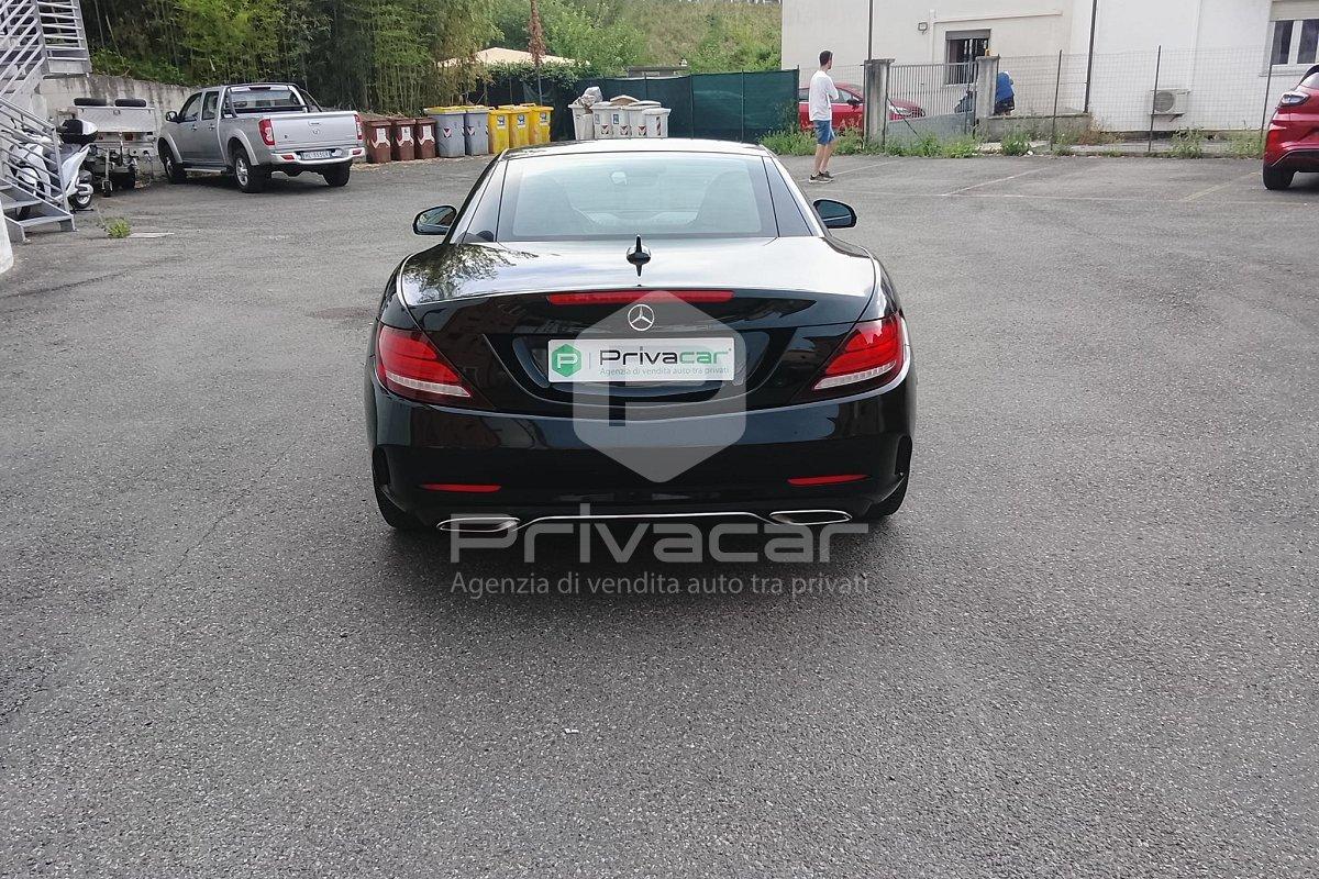 MERCEDES SLC 180 AMG line