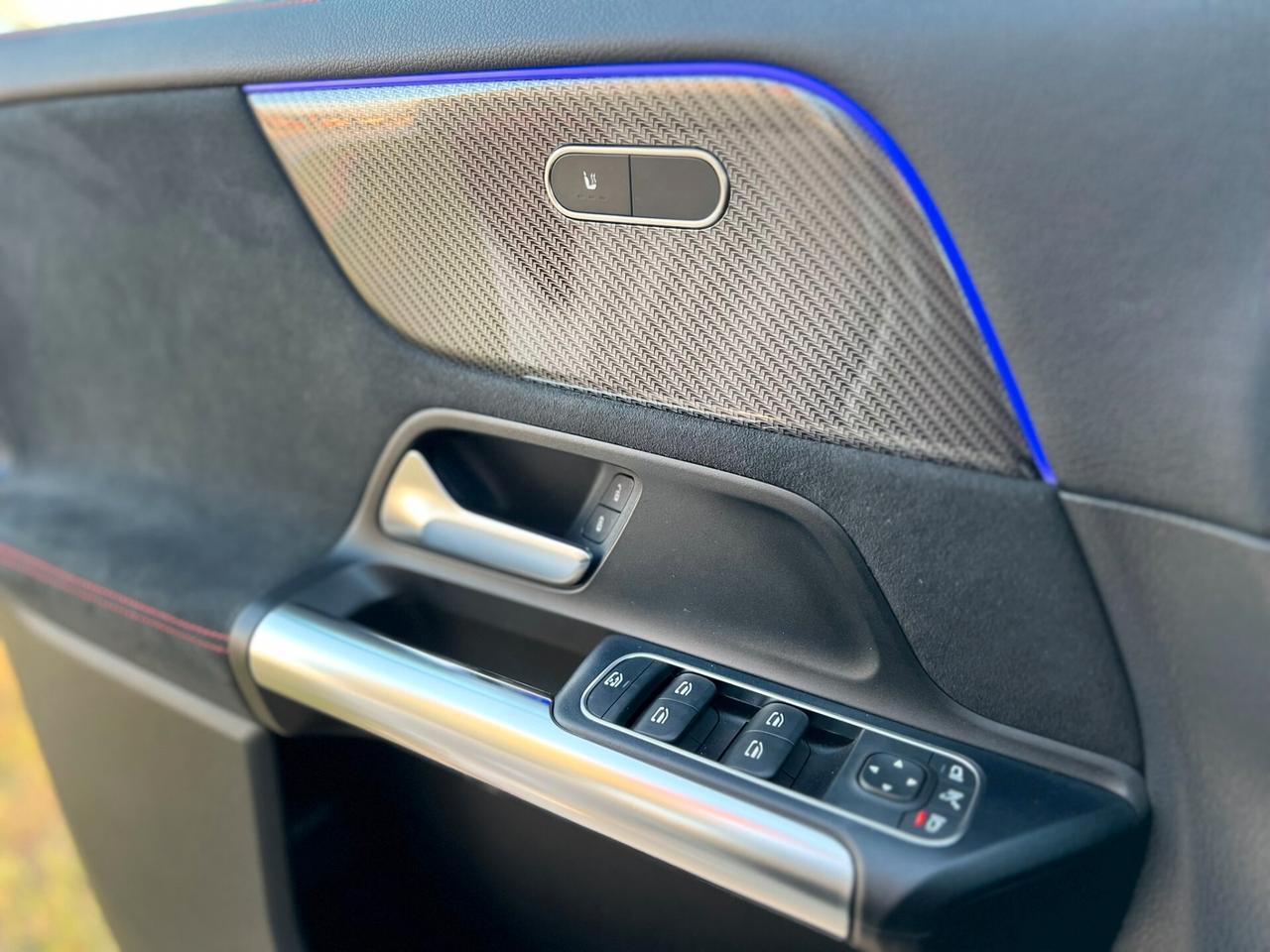 Mercedes-benz GLA 200 d 2.0 150cv Premium PLUS AMG ITALIANA TETTO