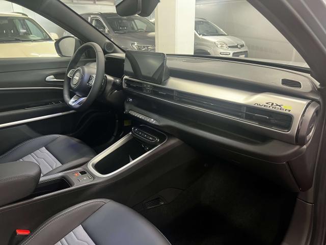 Jeep Avenger Avenger 1.2 turbo e-hybrid mhev Upland 4xe 145cv