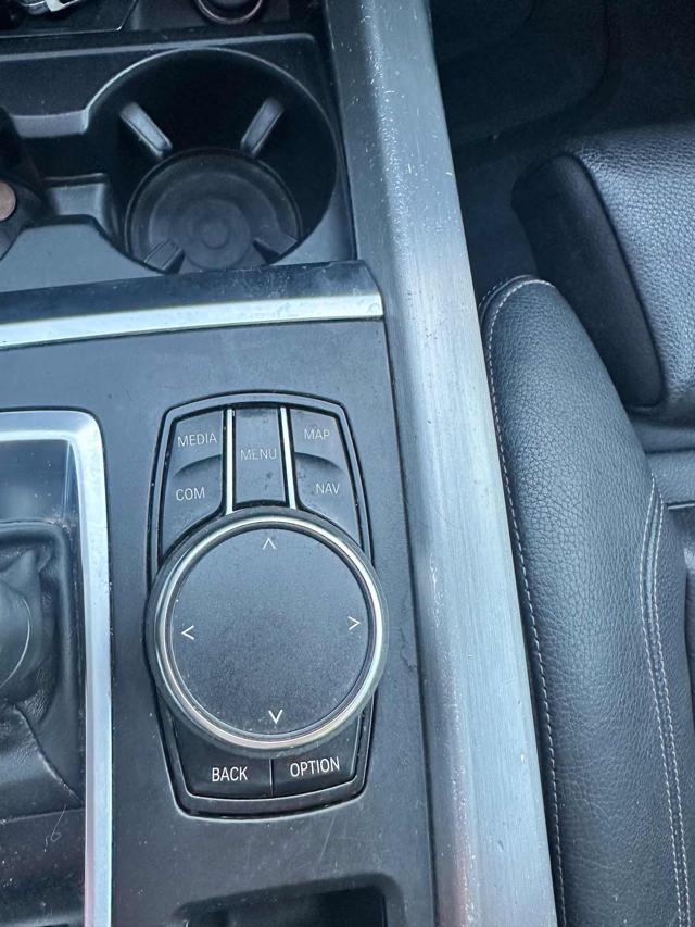 BMW X5 xDrive25d Experience 231cv