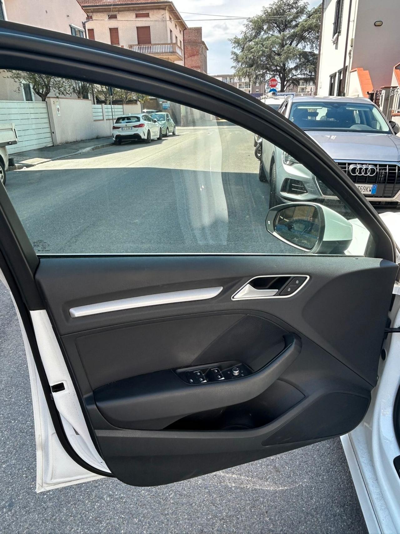 Audi A3 SPB 1.6 TDI S tronic