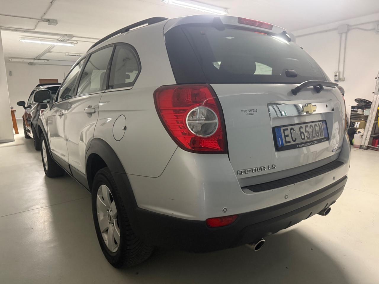 Chevrolet Captiva 2.0 VCDi 2WD