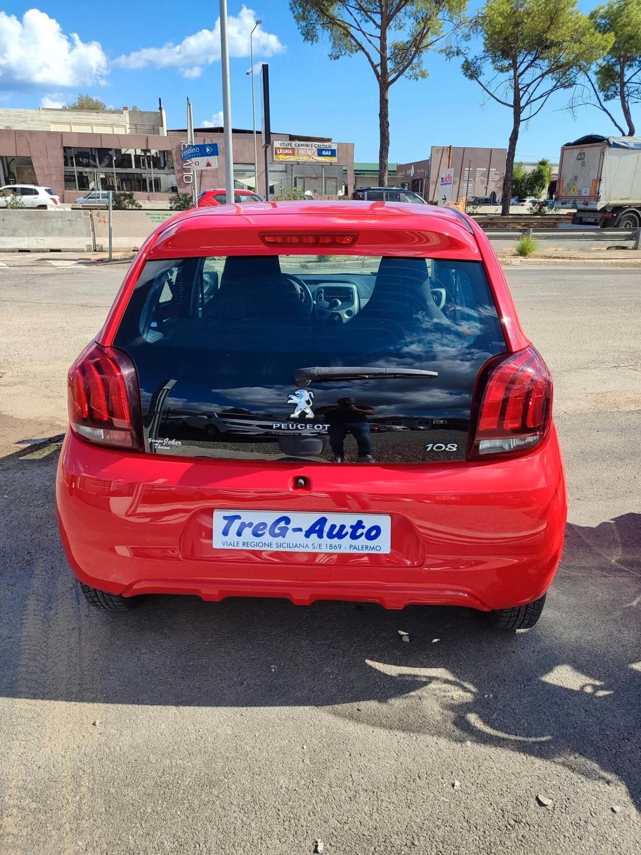 Peugeot 108 VTi 68 5 porte Allure