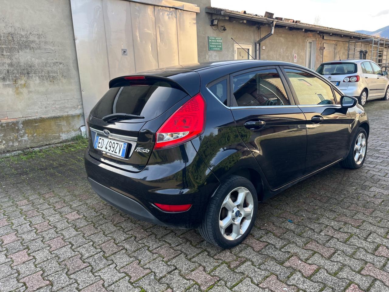Ford Fiesta 1.2 BENZINA Titanium