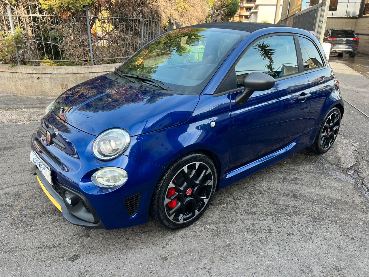 Abarth 595 C 1.4 Turbo T-Jet 180 CV Competizione sablet