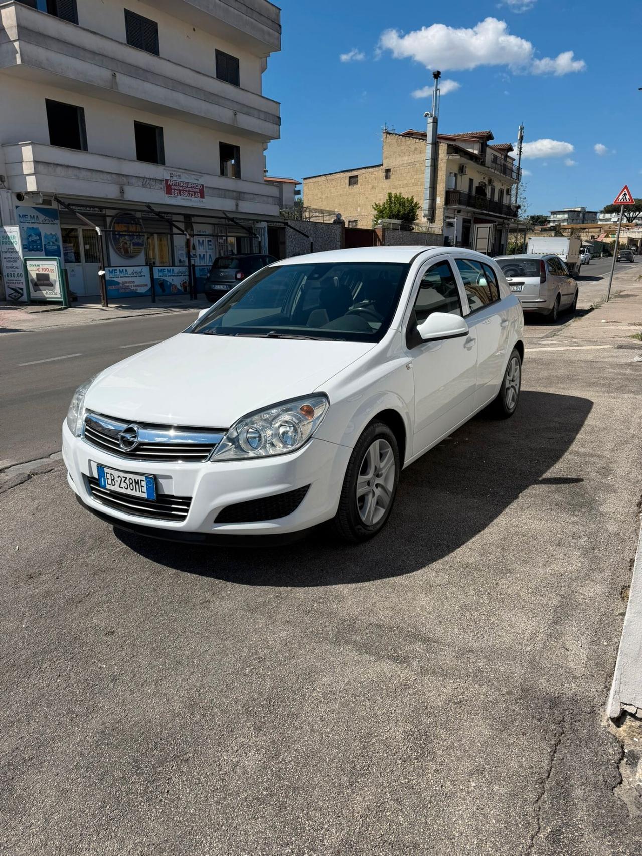 Opel Astra 1.4 16V GPL-TECH 5 porte Enjoy