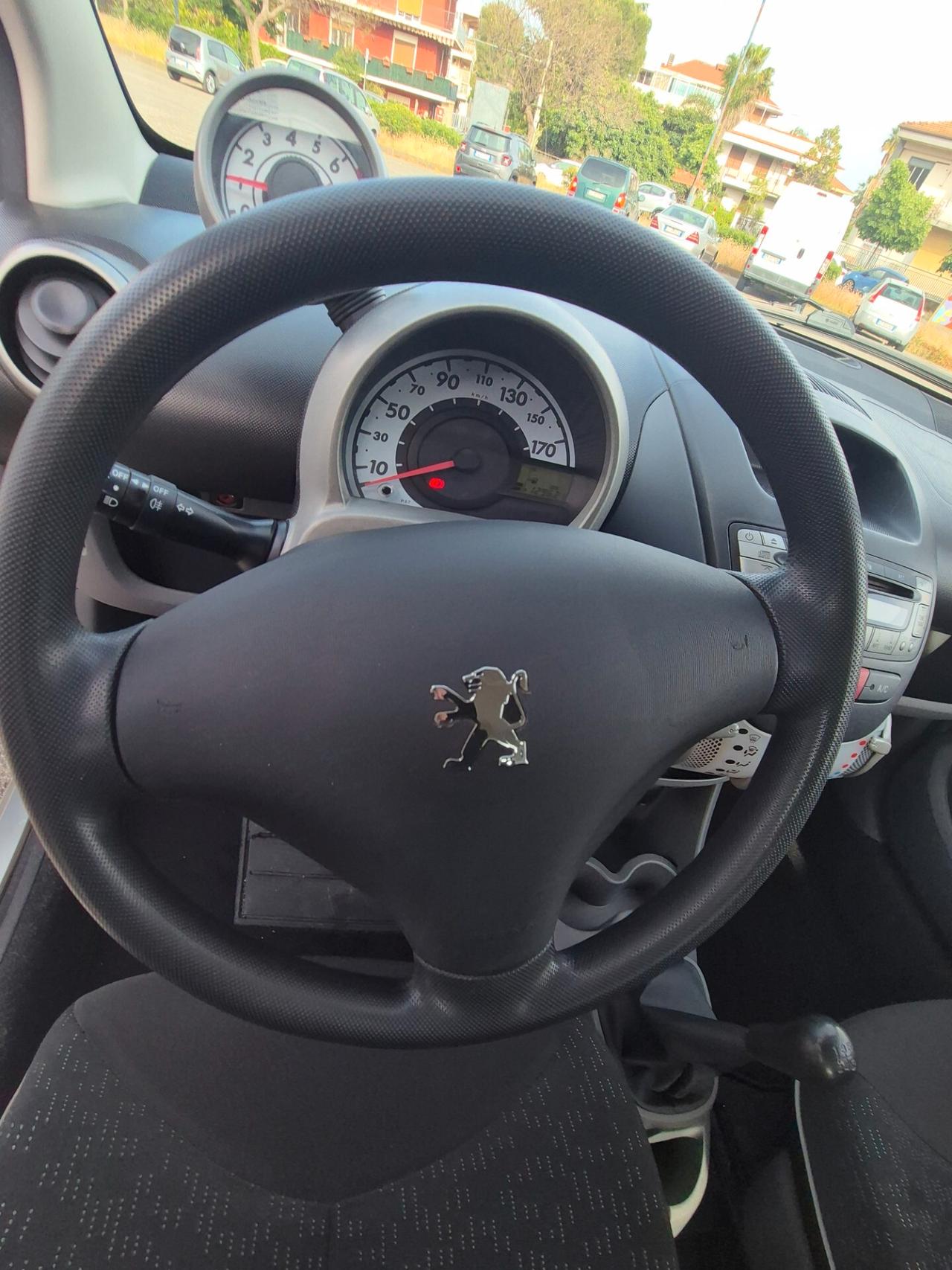 Peugeot 107 1.0 68CV 5p. 2011