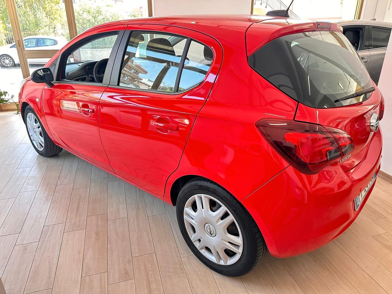 Opel Corsa 1.2 5 porte GPL