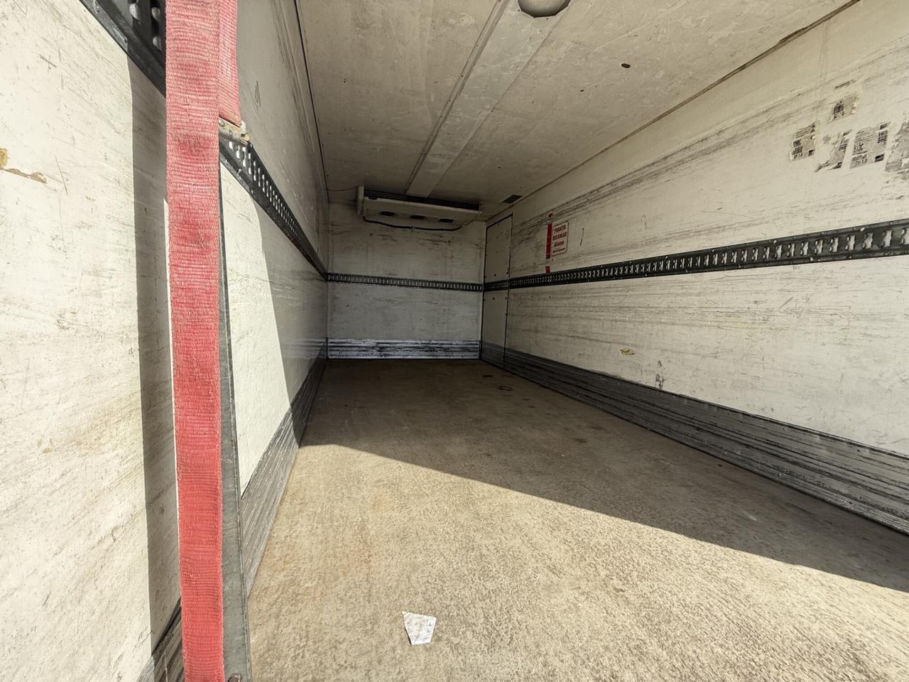 IVECO Eurocargo E5 100E22 con sponda idraulica e s