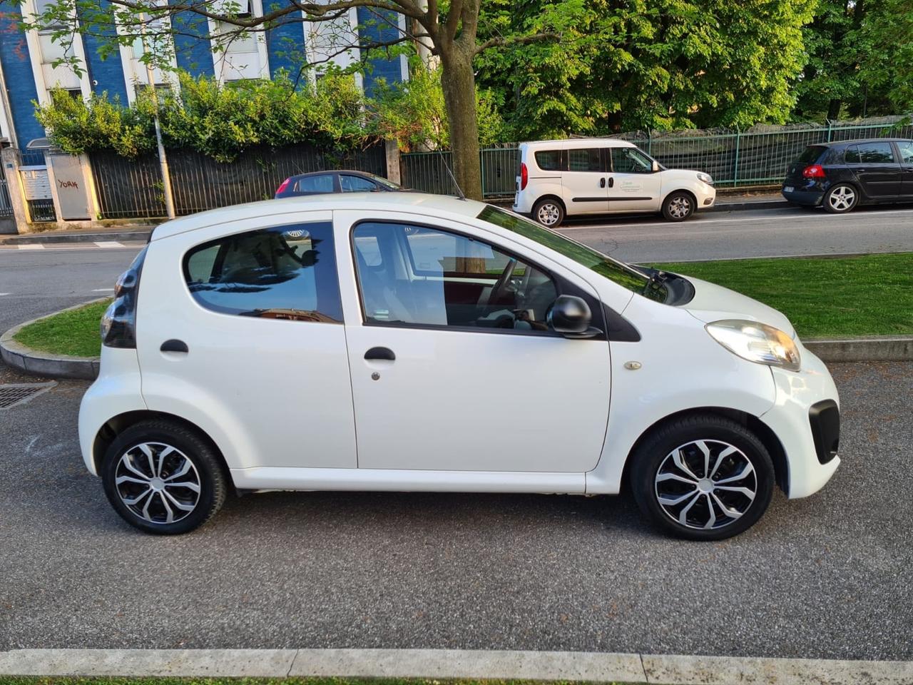 Citroen C1 Airscape VTi 68 ETG 5 porte Shine