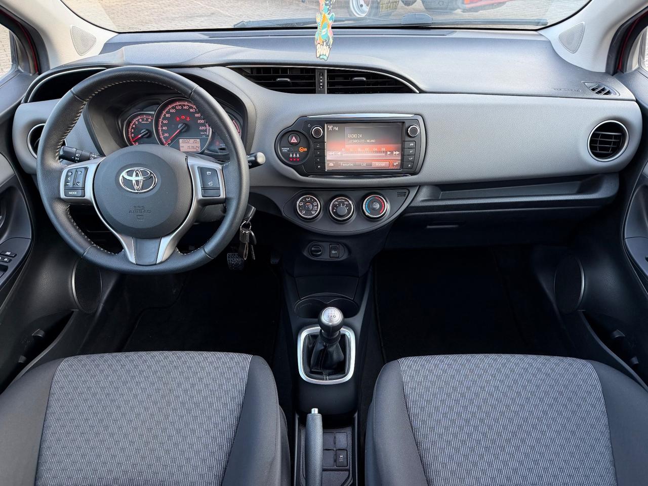 Toyota Yaris 1.0 5PORTE Lounge 2015 EURO6
