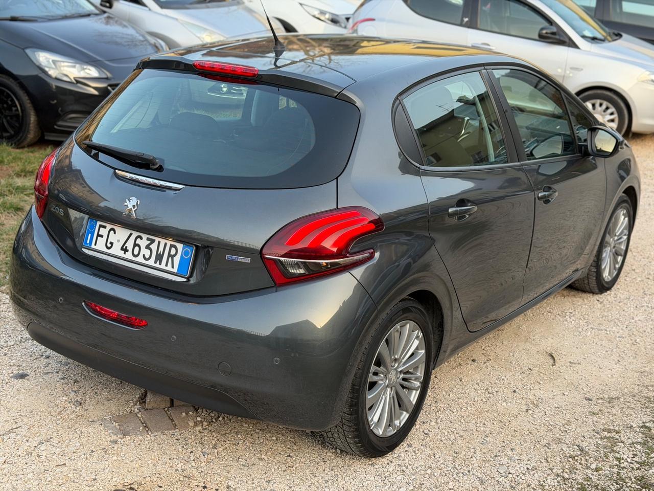 Peugeot 208 82 5P ALLURE NEOPAT KMCERT UNICOPR