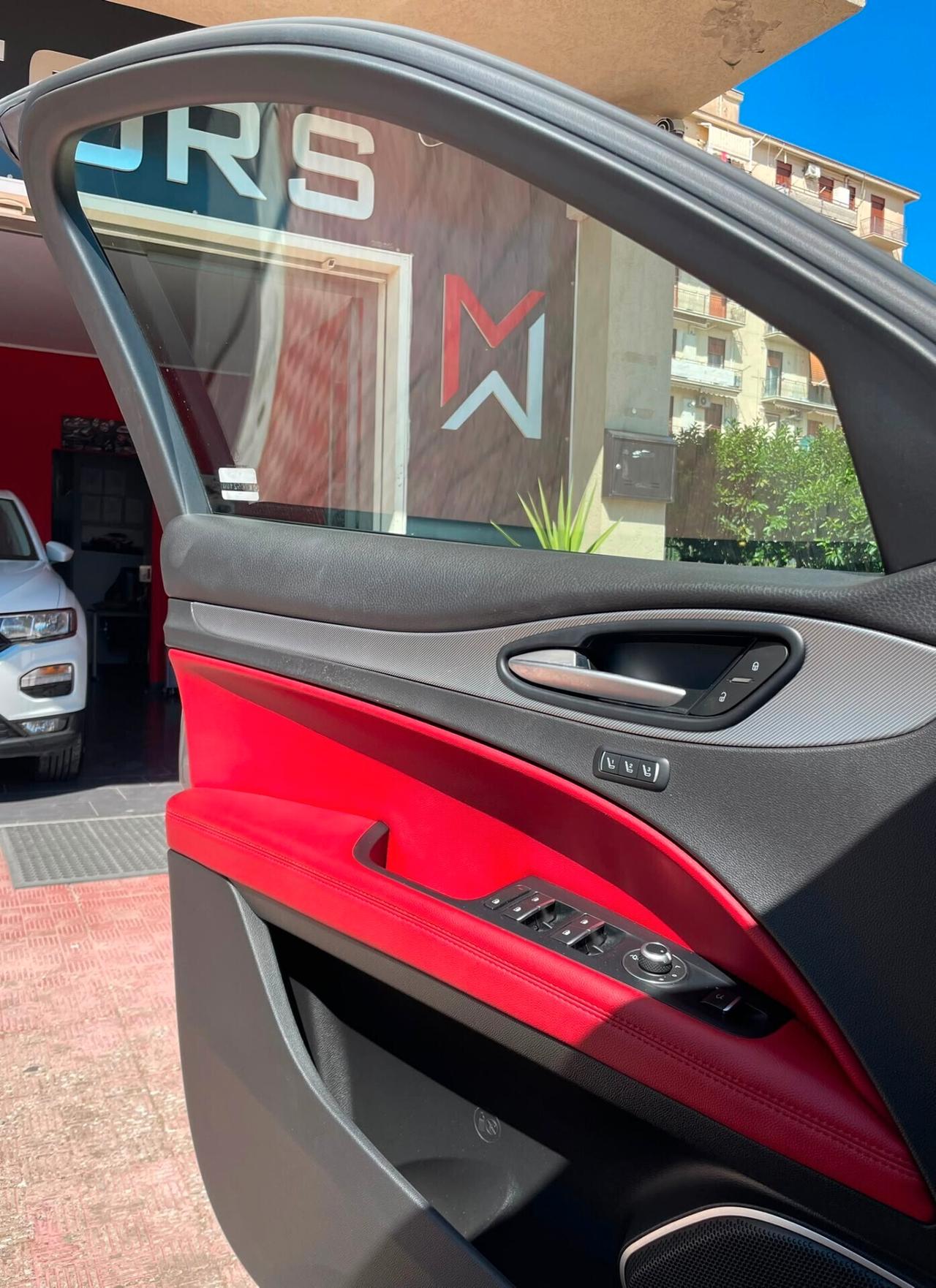 Alfa Romeo Stelvio 2.2 210 CV AT8 Q4 Veloce