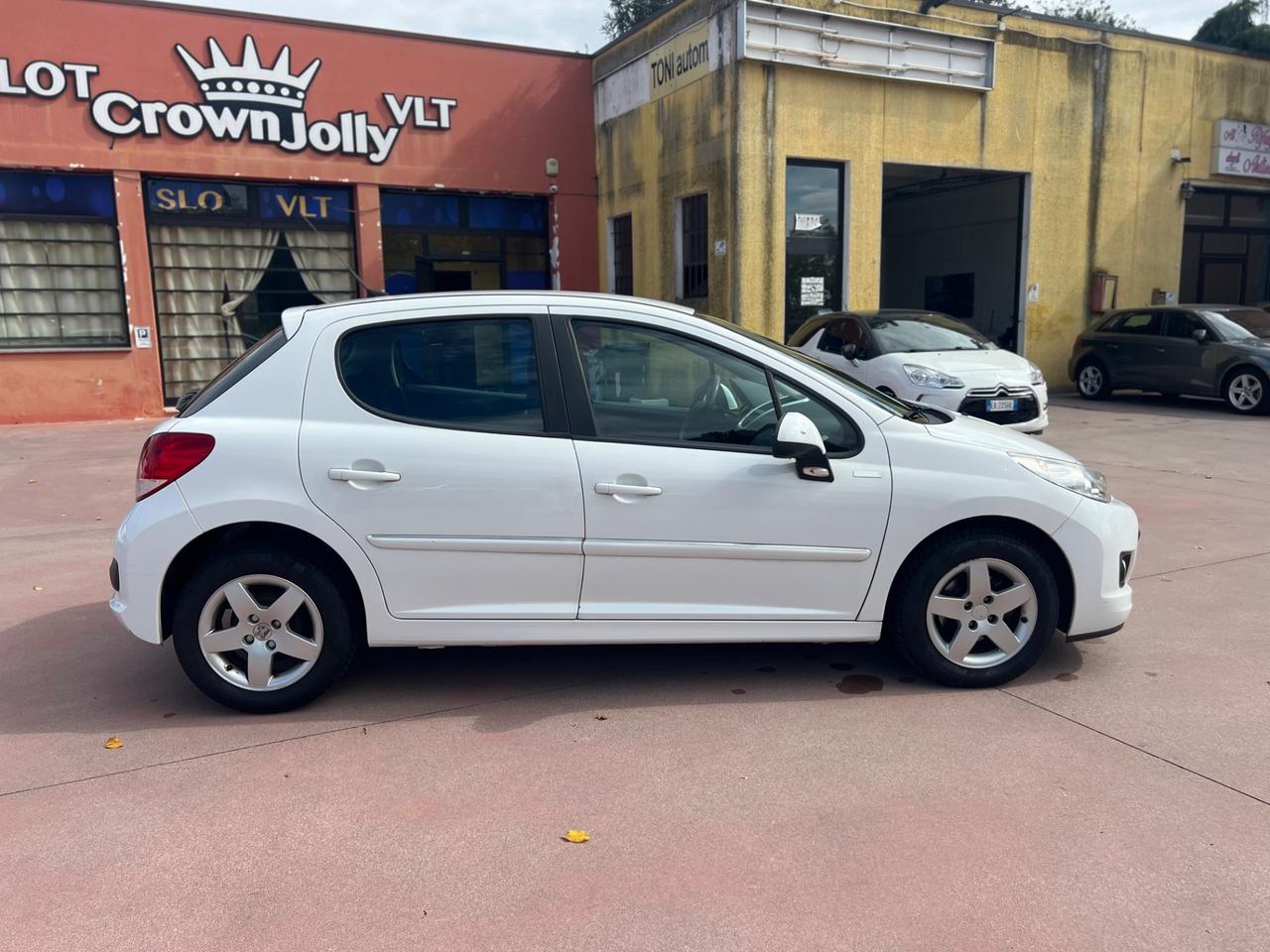 Peugeot 207 1.4 HDi 70CV 5p. Allure
