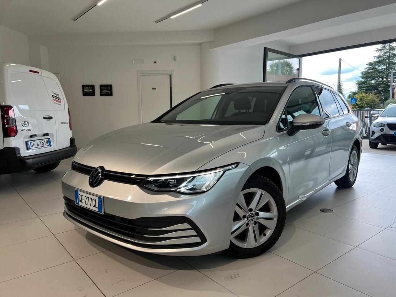 Volkswagen Golf Variant 2.0 TDI SCR DSG Life