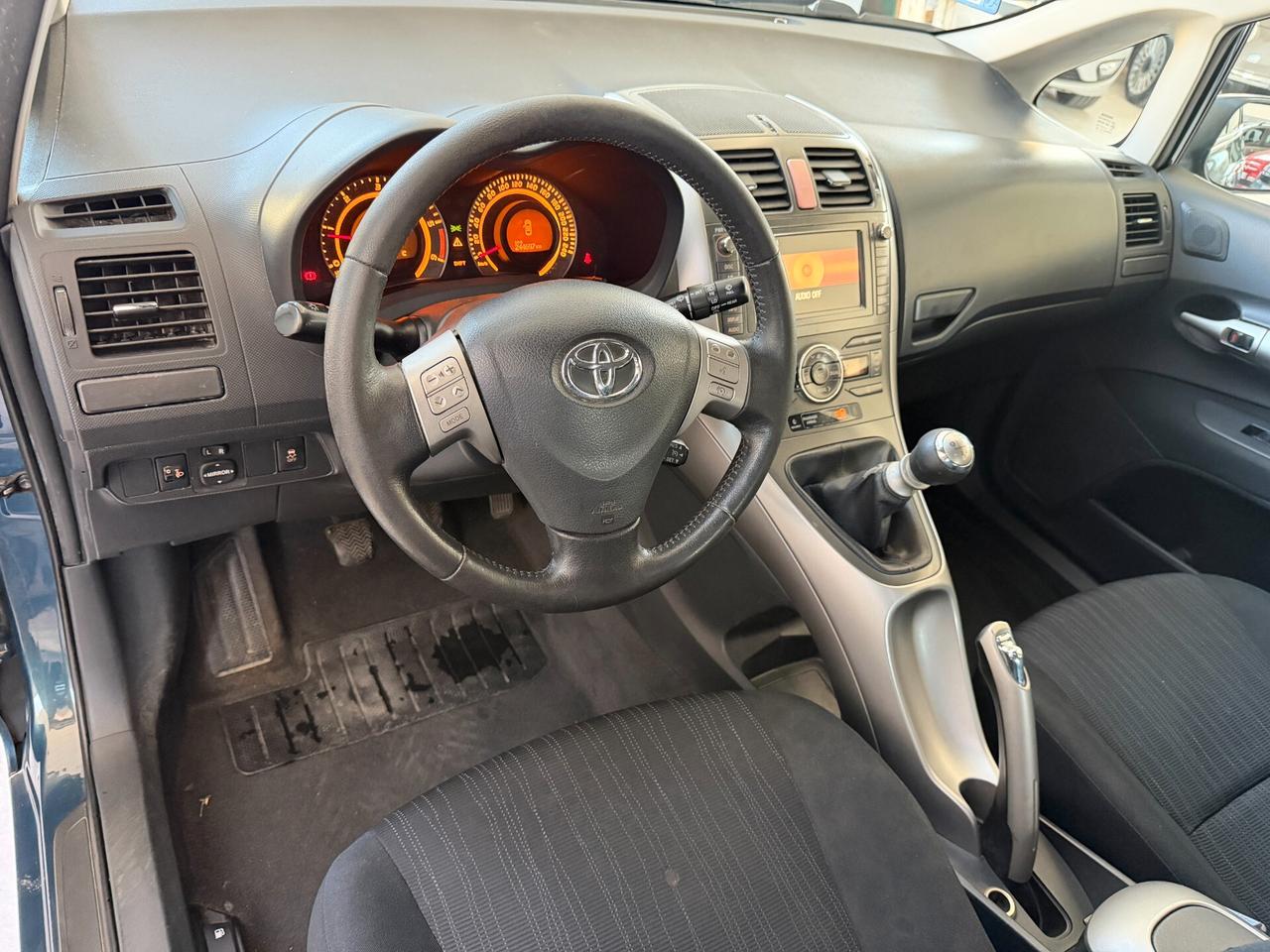 Toyota Auris 2.0 D-4D 5 porte Sol