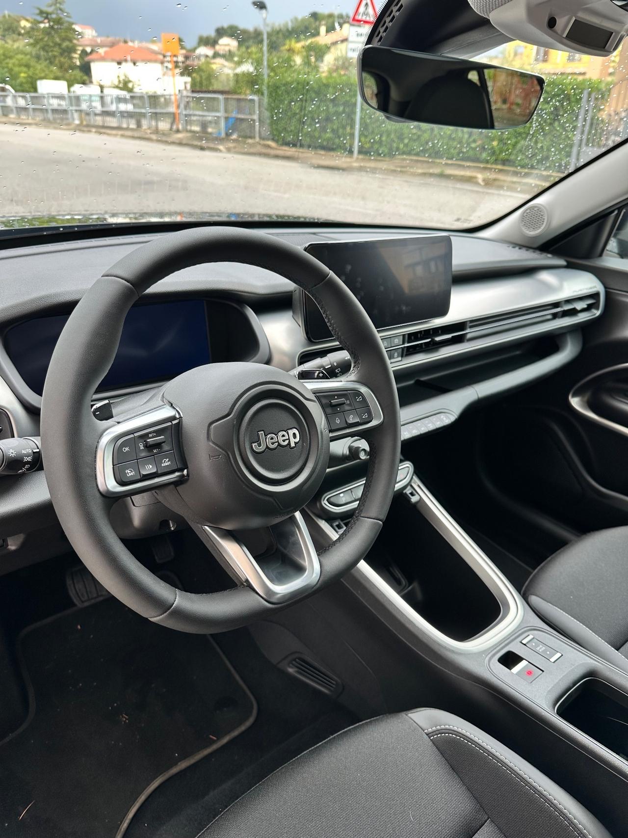 Jeep Avenger 1.2 Turbo 100 CV MHEV Summit