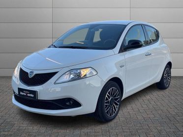 Lancia Ypsilon Ypsilon 1.0 firefly hybrid Gold s&s 70cv