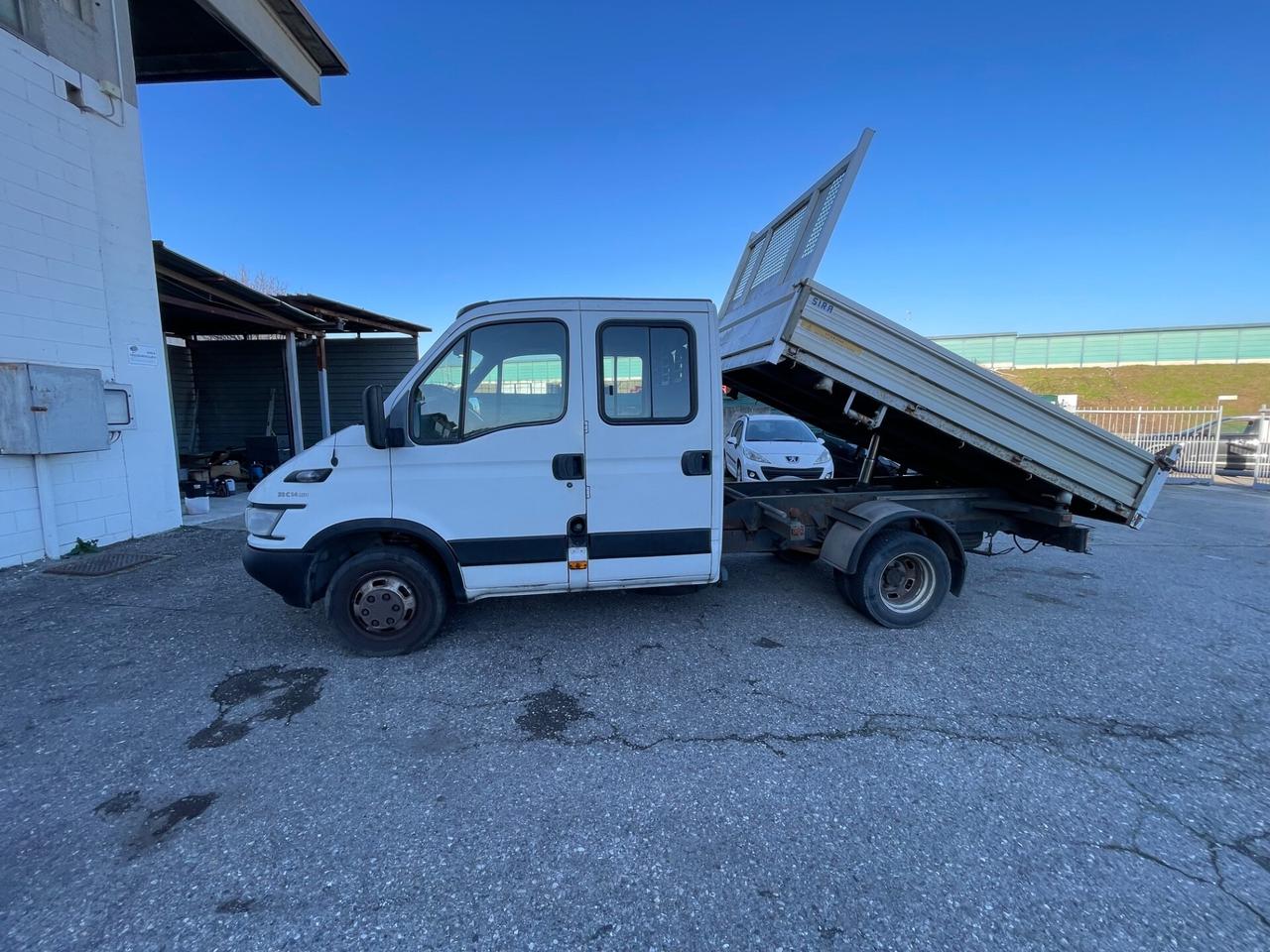 Iveco Daily 35C15 3.0 Hpi PL-RG Cabinato