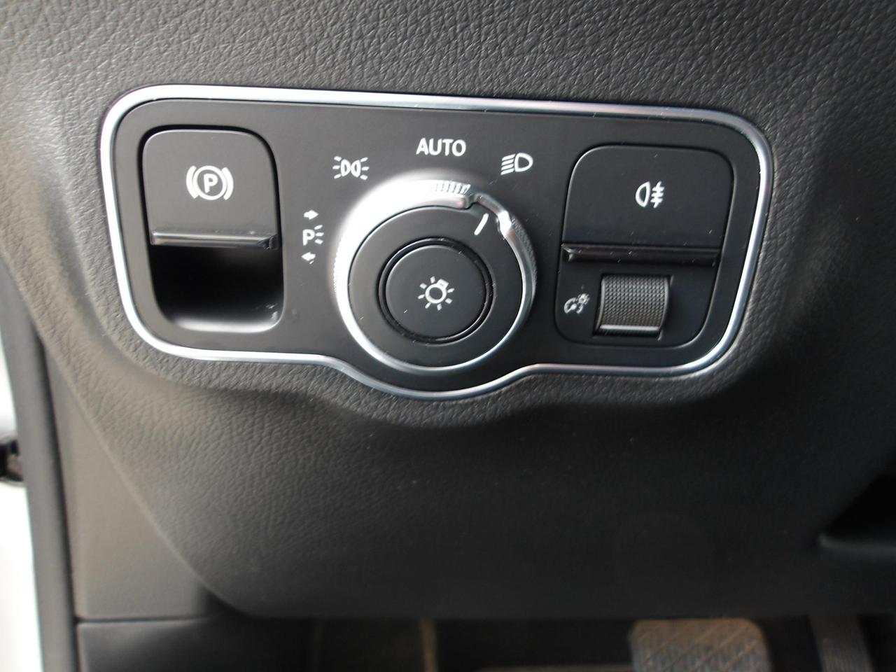 Mercedes GLA 200 d Progressive auto