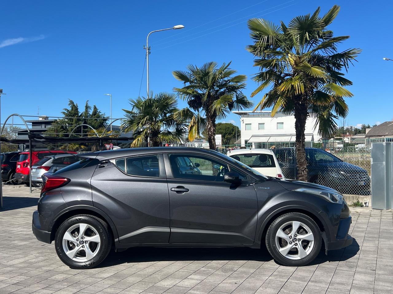 Toyota C-HR 1.8 Hybrid E-CVT 2WD Business FINANZIABILE