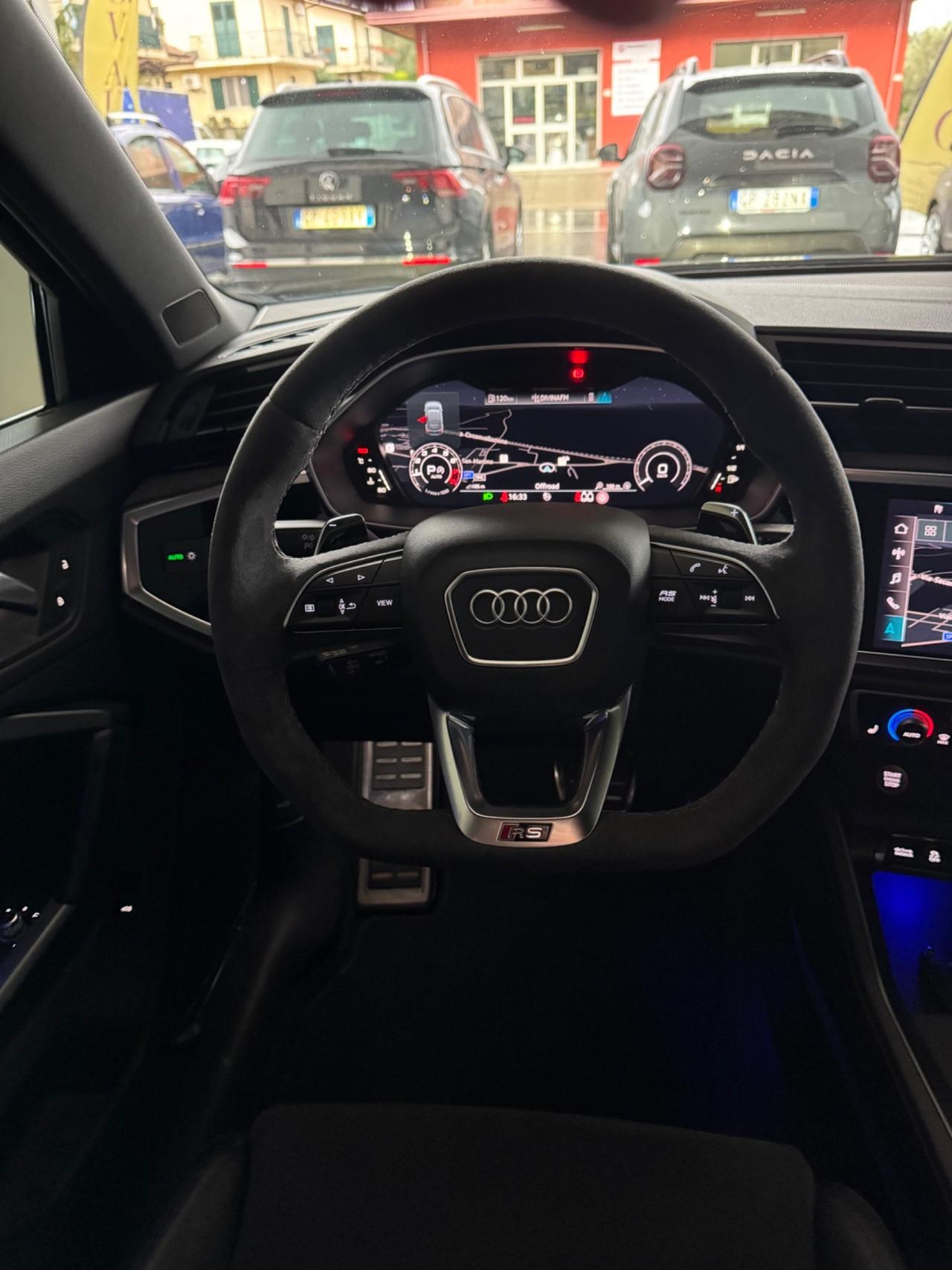 Audi Q3 RS SPB quattro S tronic