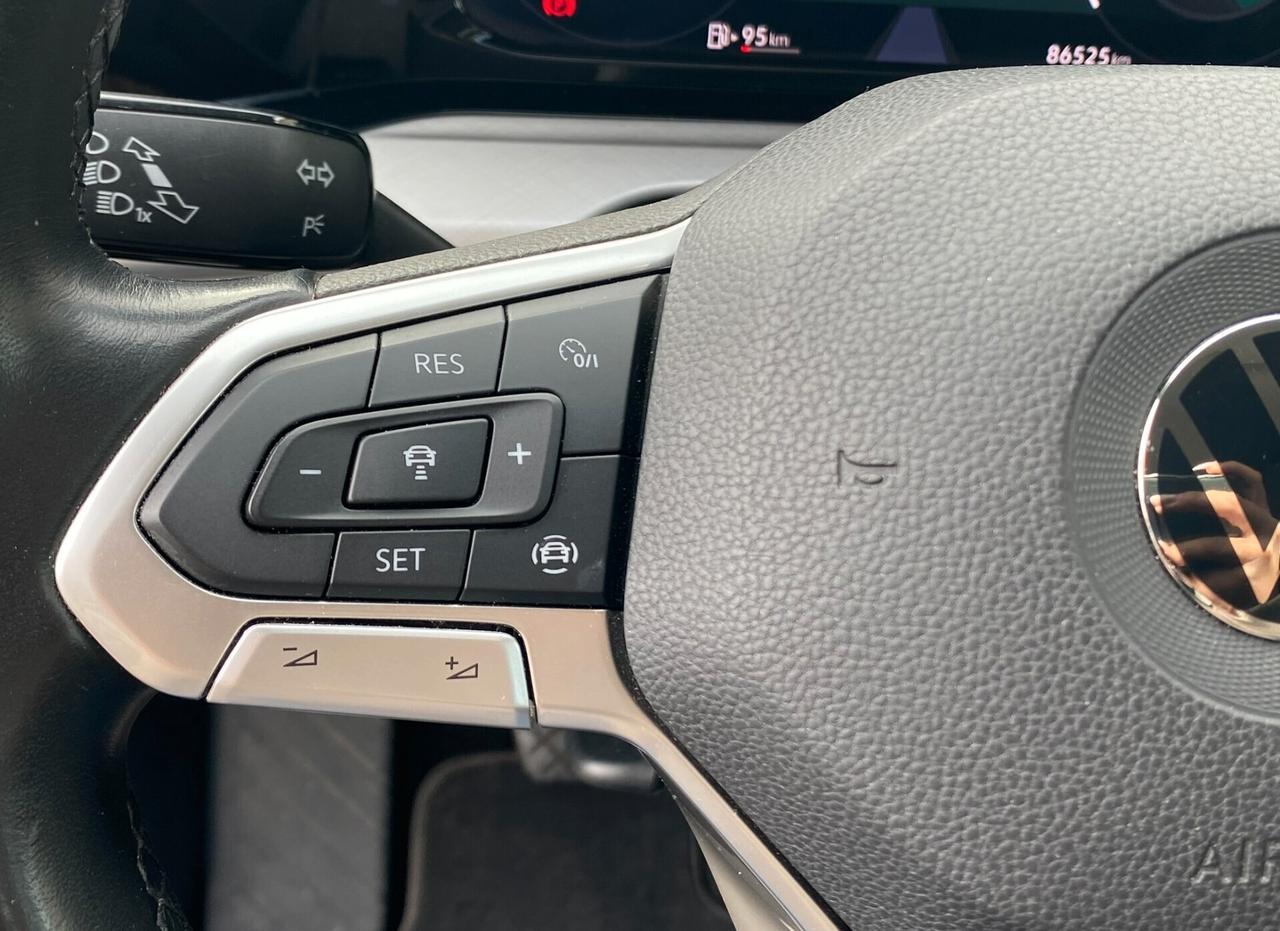 Volkswagen Golf Life 2.0 TDI 116CV