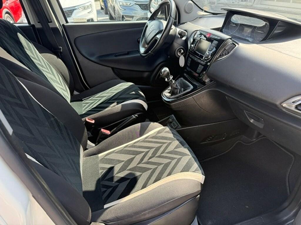 Lancia Ypsilon 5 Porte 1.2 Gold