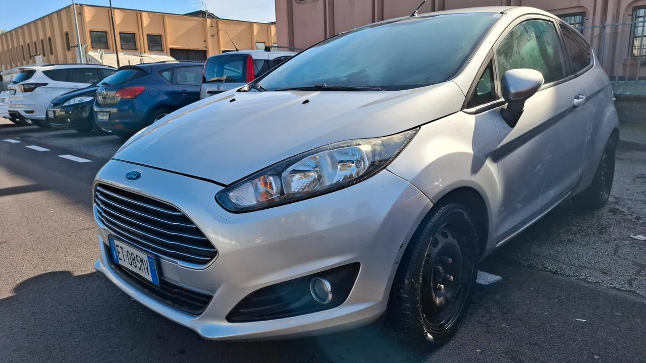 Ford Fiesta 1.5 TDCi 75CV 3 porte