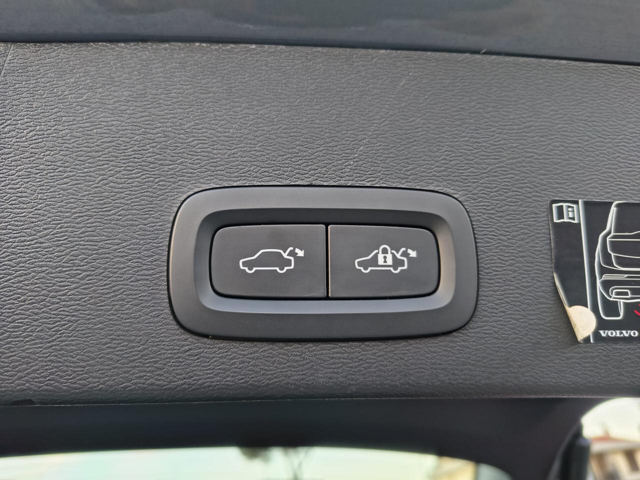 Volvo XC40 1.5 T4 Plug-in Hybrid *PREZZO REALE, NO VINCOLI*