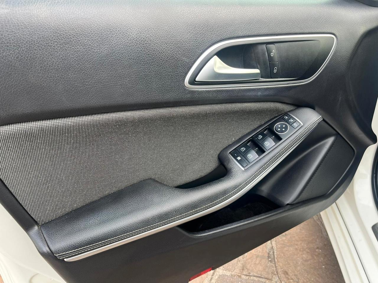 Mercedes-benz A 180 d Business