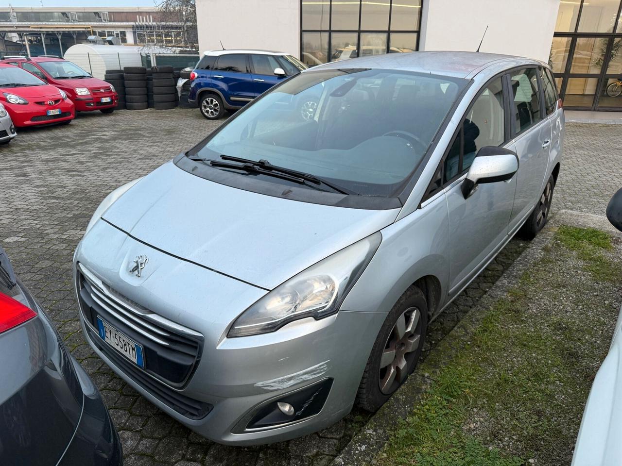 Peugeot 5008 BlueHDi 120 S&S Active