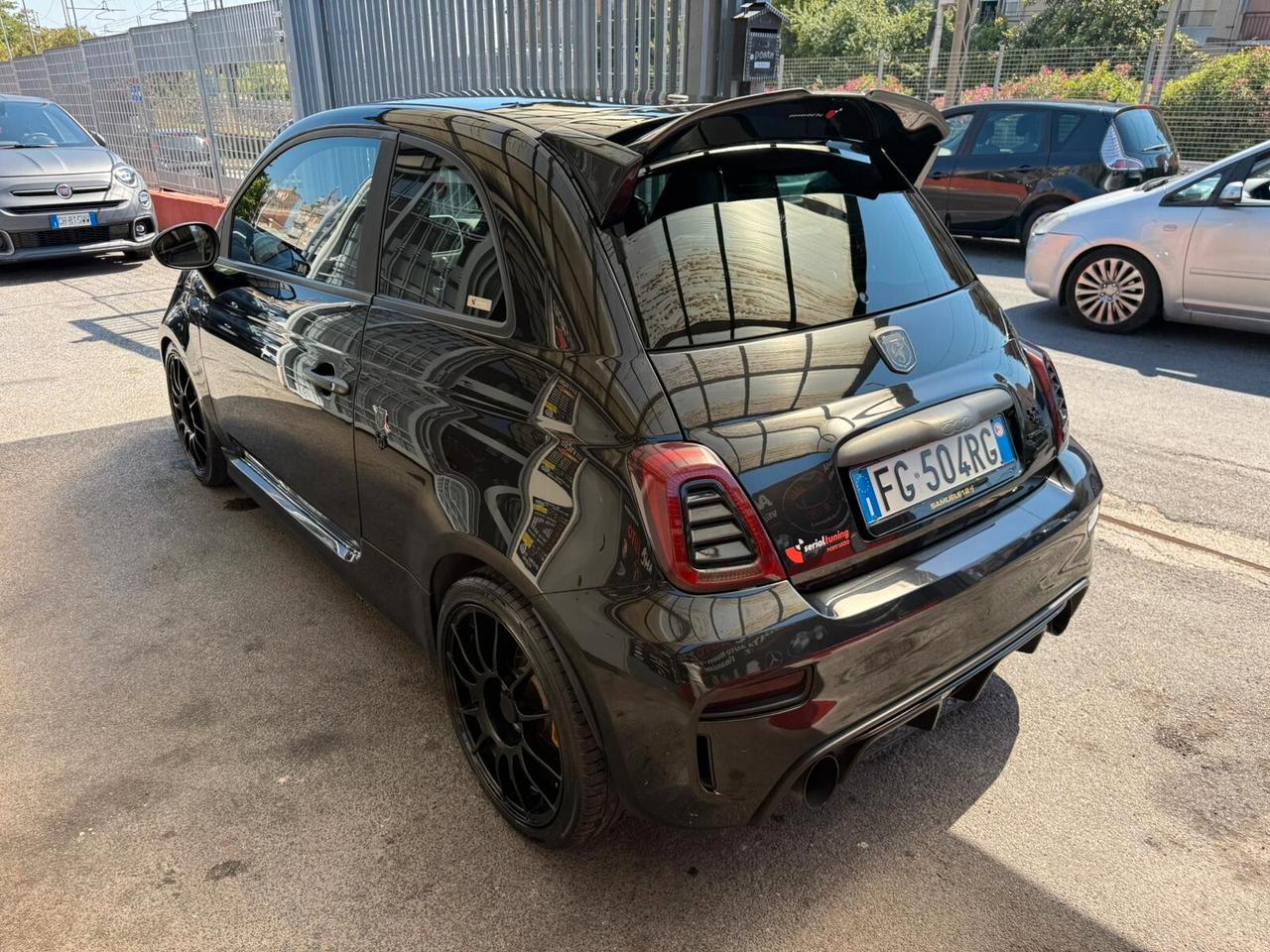 Abarth 595 C 1.4 Turbo T-Jet 180 CV Competizione