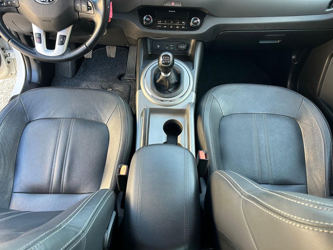 Kia Sportage 1.7 CRDI VGT 2WD high tech