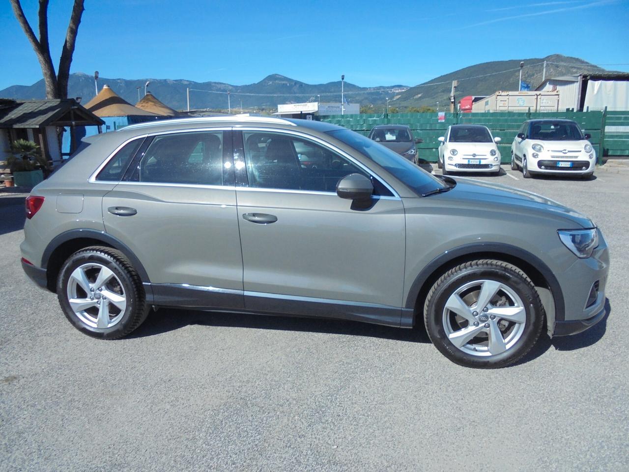 Audi Q3 35 TDI S tronic Business Advanced