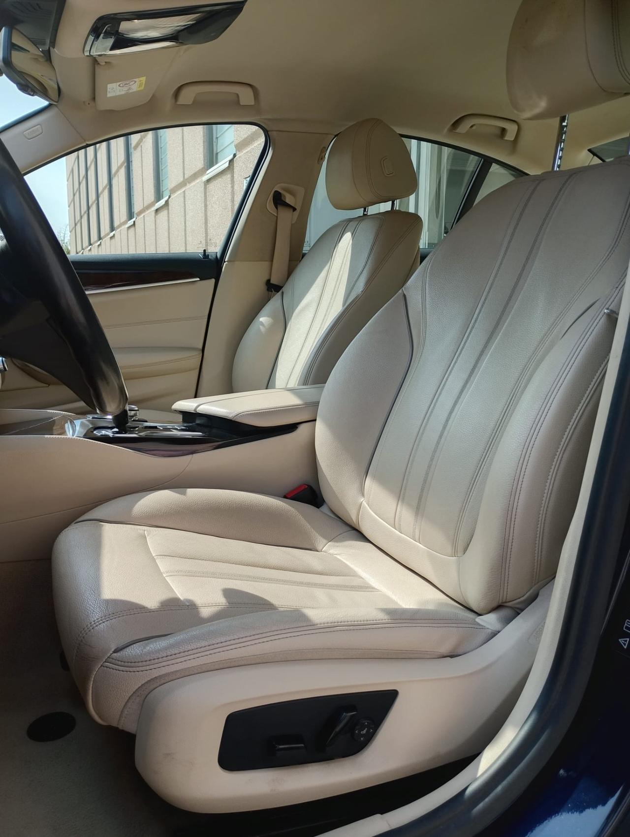 Bmw 520 520d xDrive Luxury