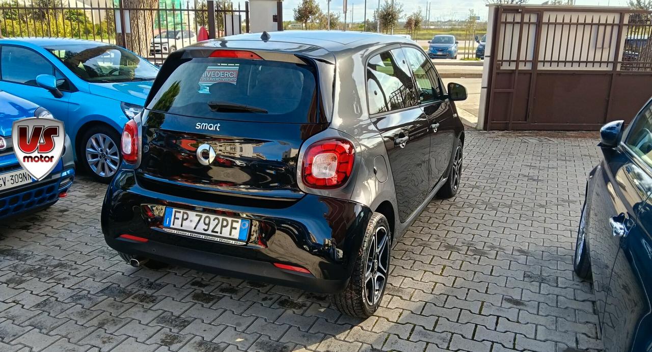 SMART FORFOUR 0.9 BENZ-TETTO-NAVI