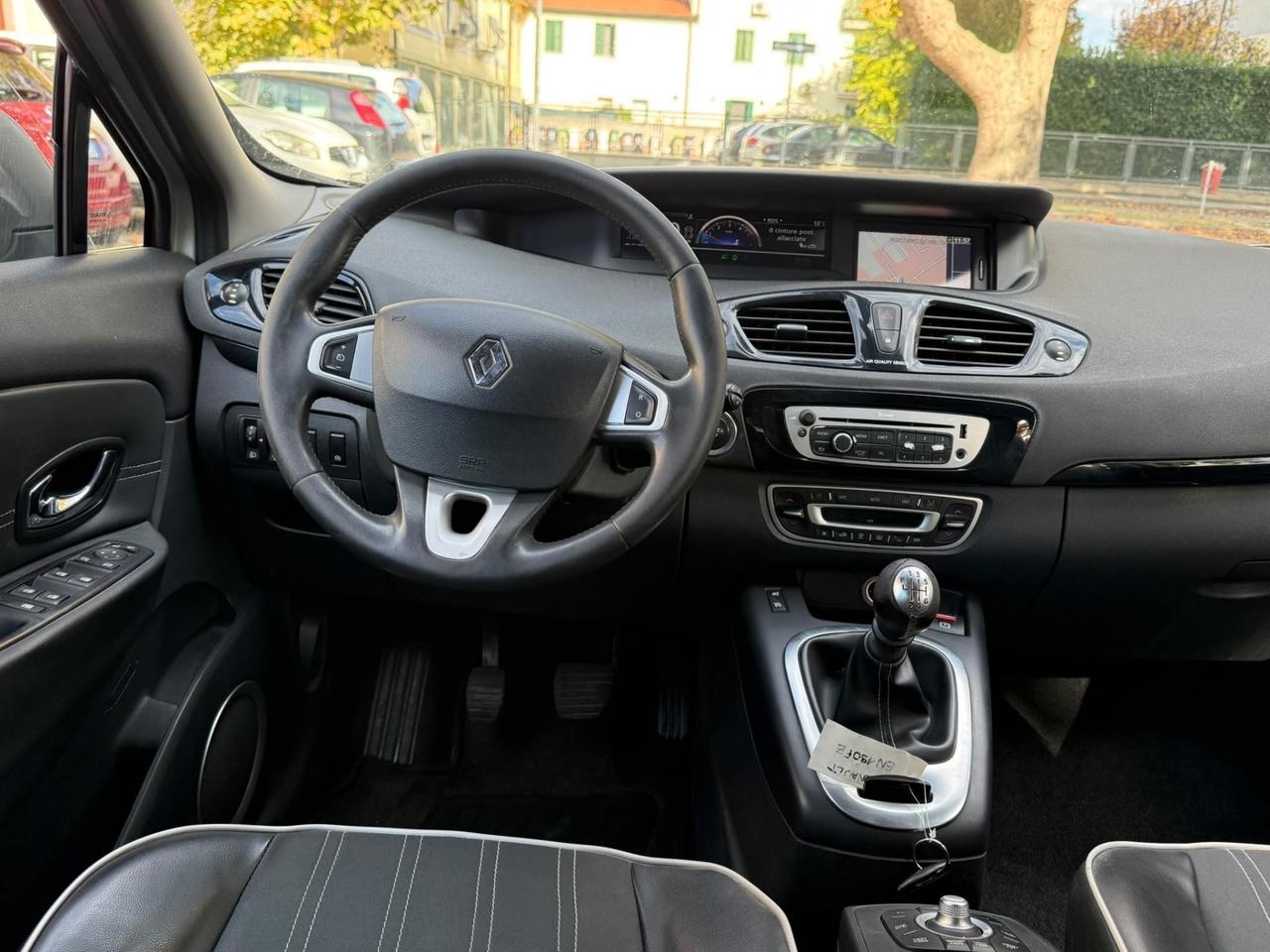 Renault Scenic Scénic XMod 1.5 dCi 110CV EDC Bose