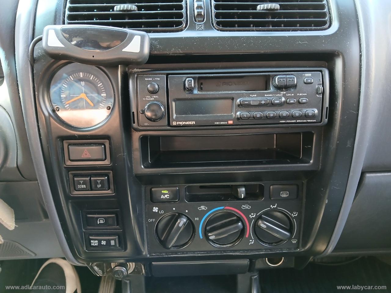 TOYOTA Land Cruiser 3.0 TD 5p.