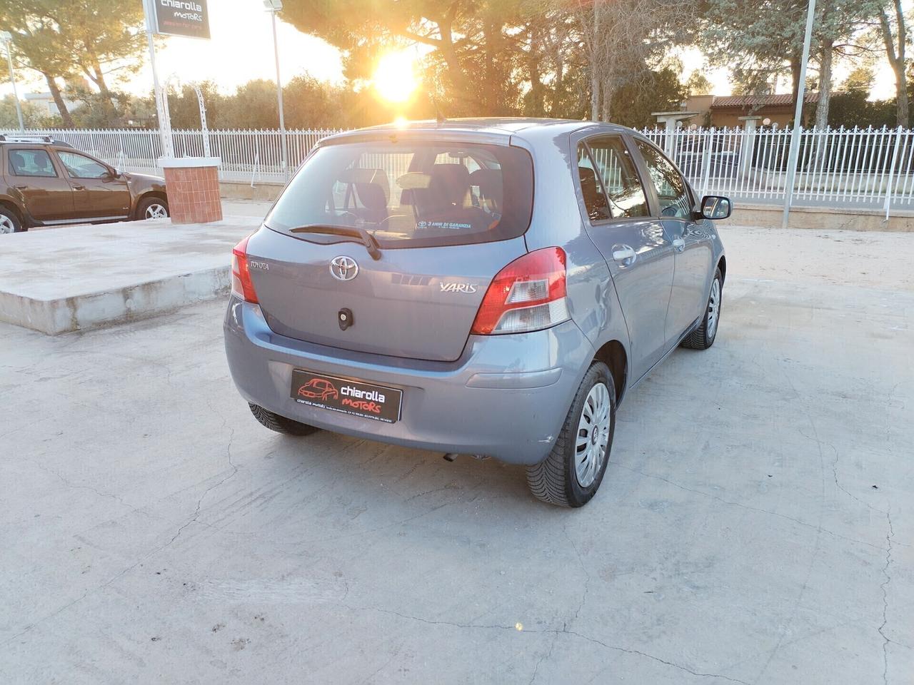 Toyota Yaris 1000cc 69cv 5 porte "ECONOMICA"