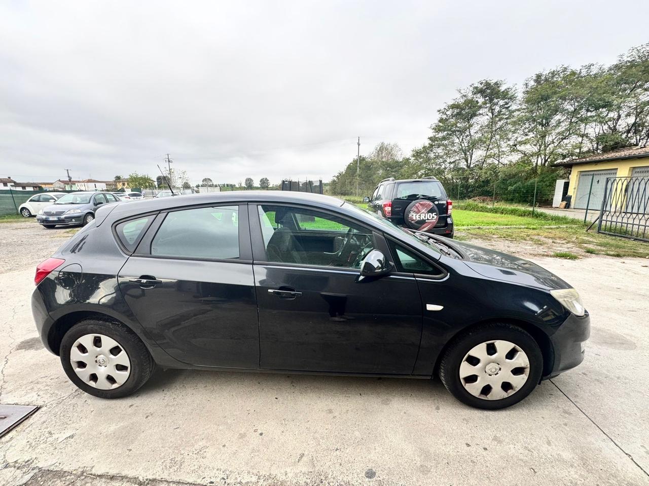 Opel Astra 1.4 100CV Edition