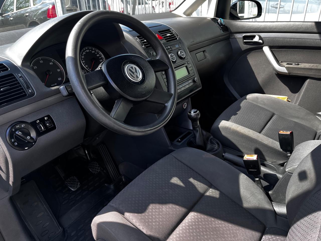 Volkswagen Touran 1.9 TDI 101CV 7 POSTI