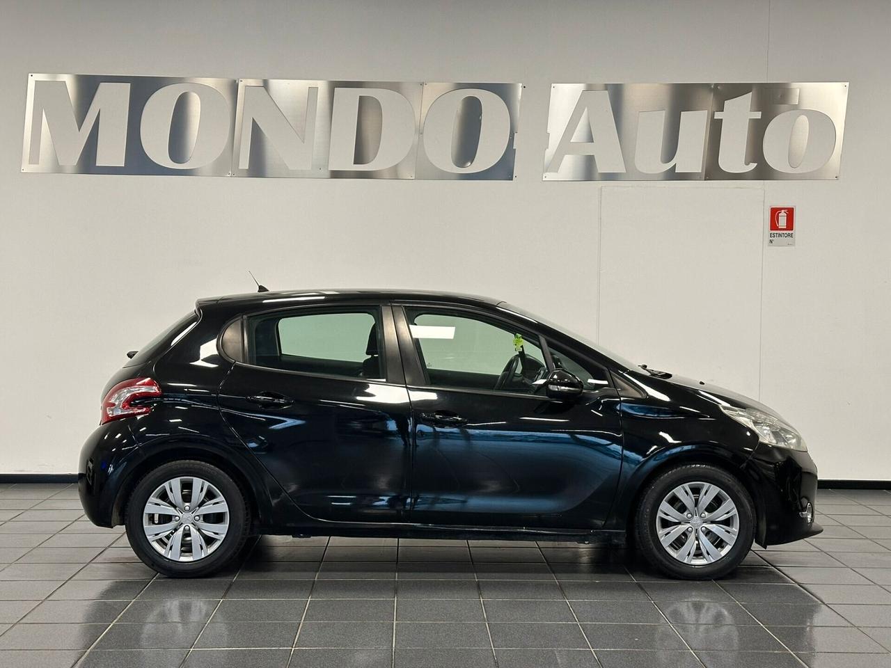 Peugeot 208 1.2 VTi 82 CV 5 porte Allure 2013