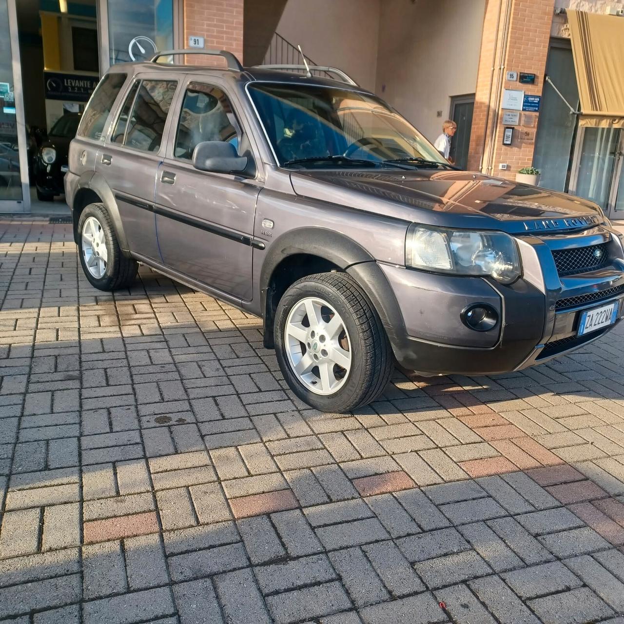 4X4 INDISTRUTTIBILE FREELANDER 2.0 TDI