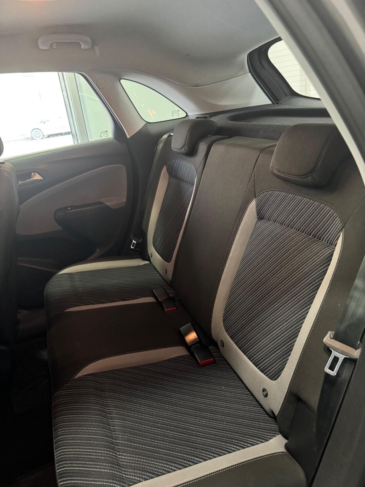 Opel Crossland X 1.2 12V Innovation