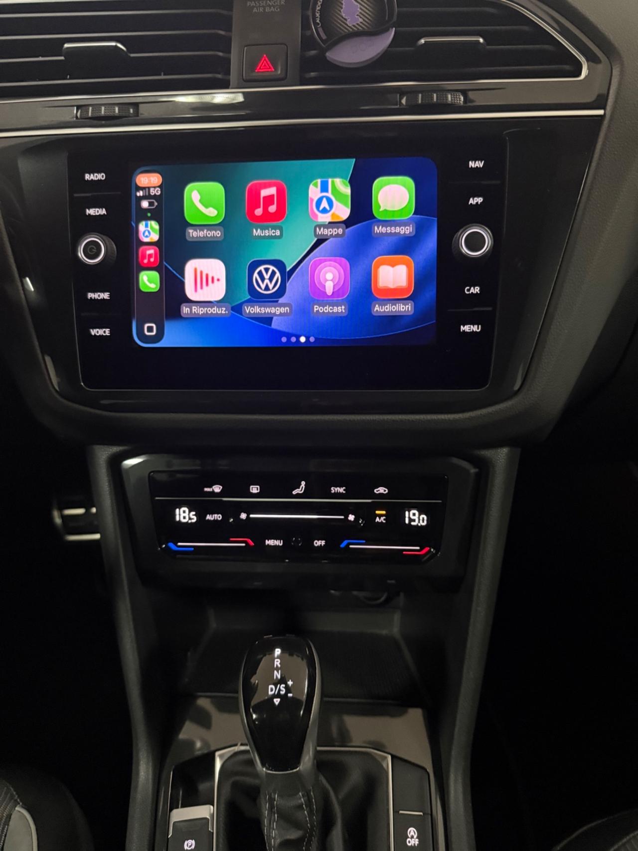 Volkswagen Tiguan 2.0 TDI 150 CV SCR DSG R-Line