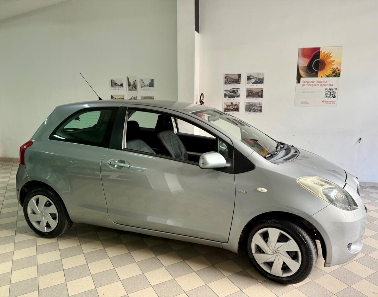Toyota Yaris 1.4 D-4D 3 porte cambio automatico